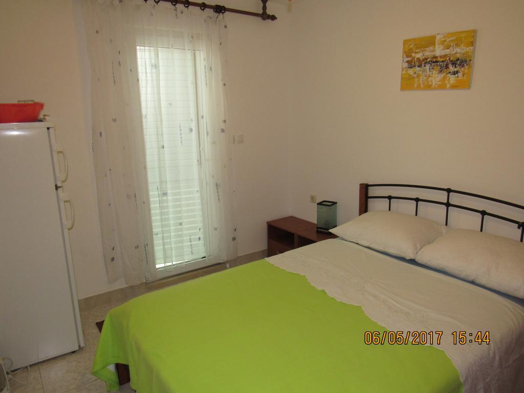 Guest House Vanessa Supetar Kültér fotó